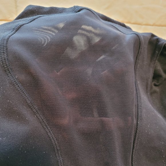 Lululemon HALF-ZIP MESH TANK TOP - Picture 5 of 7